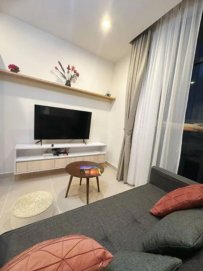 Sunset Seaview Studio Apartment At Kota Kinabalu City Centre
