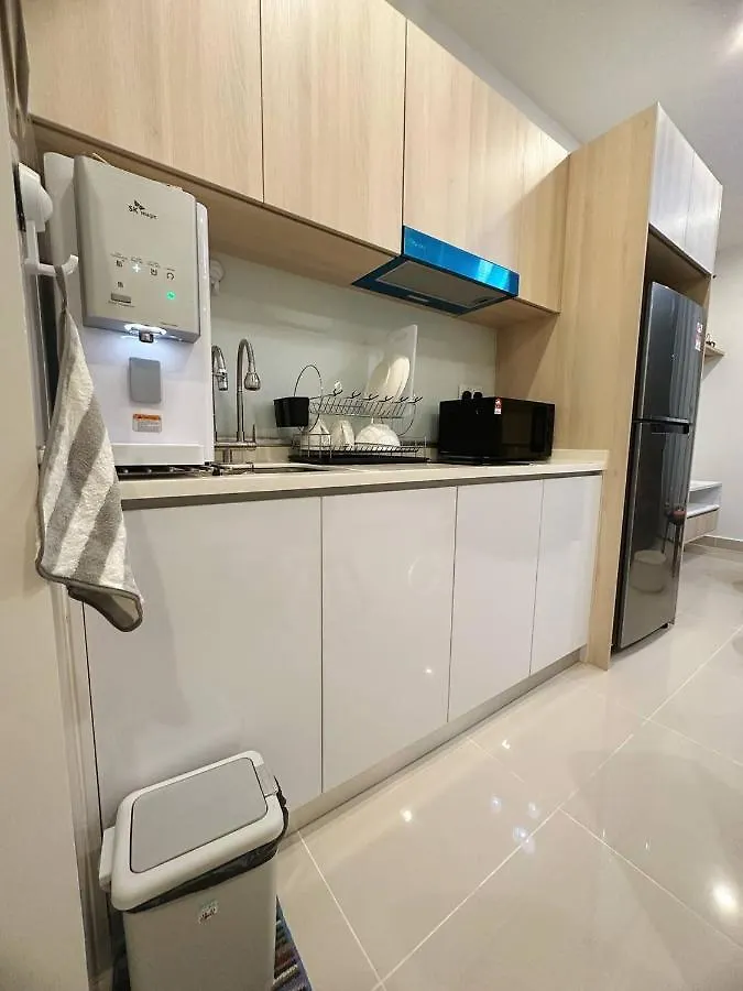 Sunset Seaview Studio Apartment At Kota Kinabalu City Centre