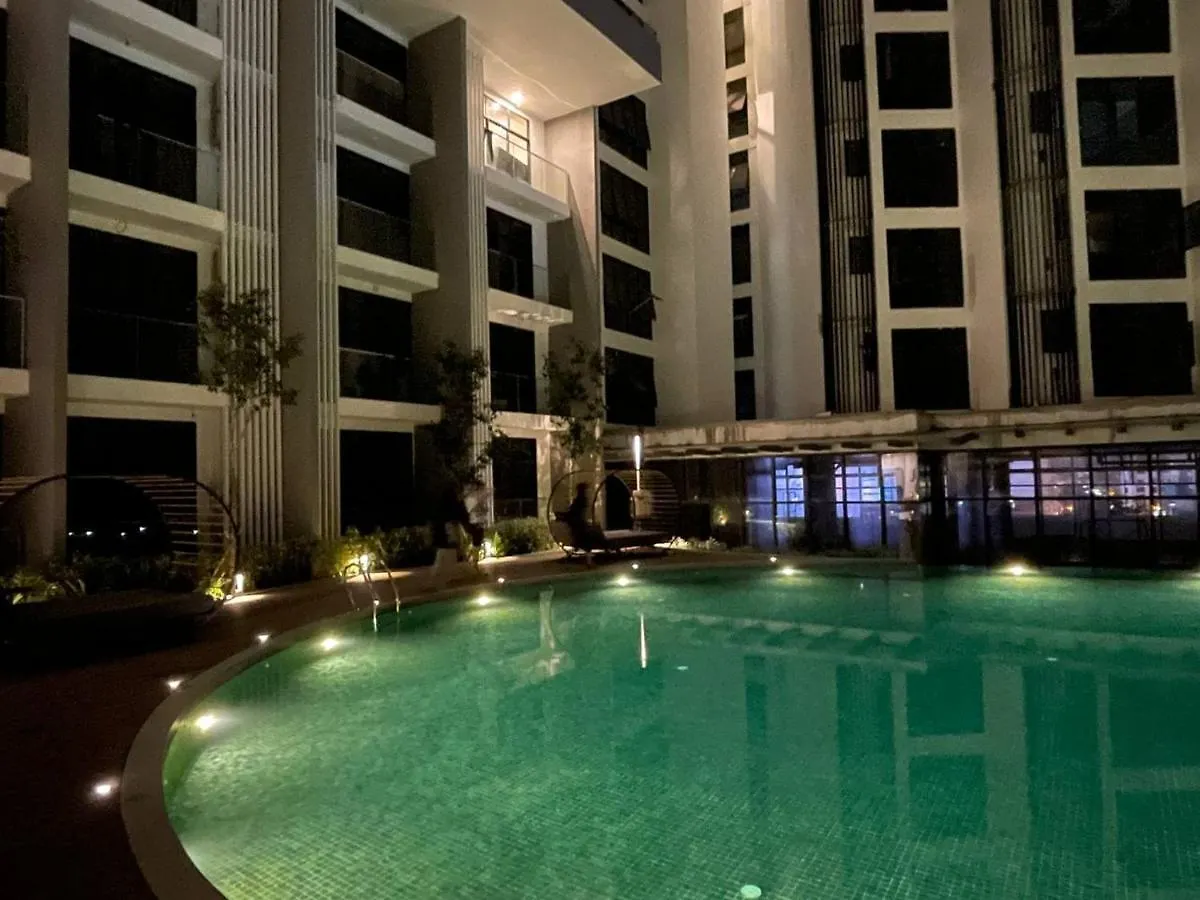 Sunset Seaview Studio Apartment At Kota Kinabalu City Centre 0*,  Malaysia