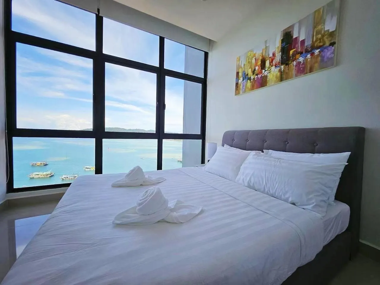 Sunset Seaview Studio Apartment At Kota Kinabalu City Centre contacts